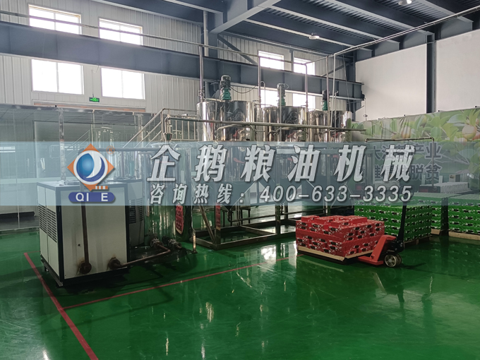 企鵝牌茶籽油雙螺桿榨油機(jī)，用心制造獲得客戶(hù)認(rèn)可(圖3)