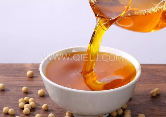 大豆油精煉加工設(shè)備，企鵝優(yōu)化工藝降低生產(chǎn)成本(圖1)